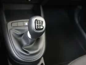 Hyundai i10 (2023) thumbnail 18
