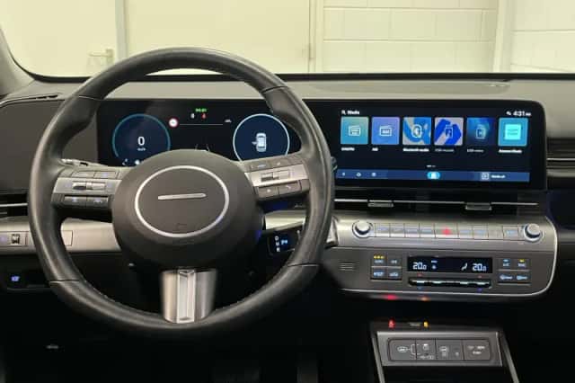 Hyundai Kona (2024) thumbnail 5