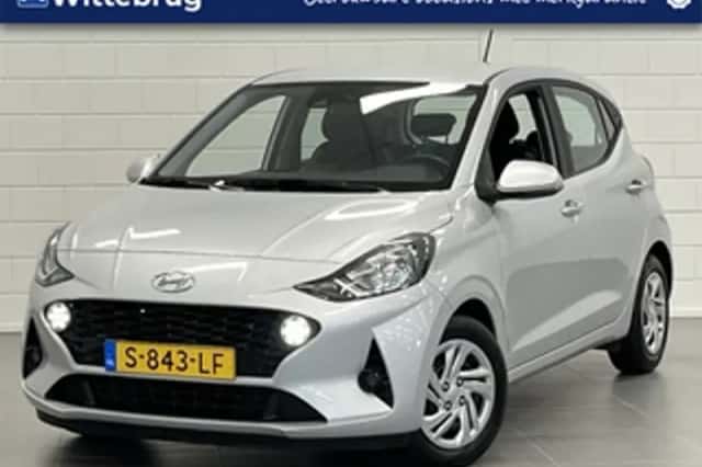Hyundai i10 (2023) thumbnail 1