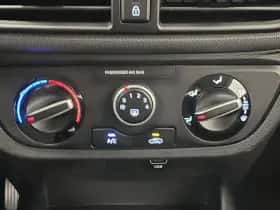 Hyundai i10 (2023) thumbnail 30