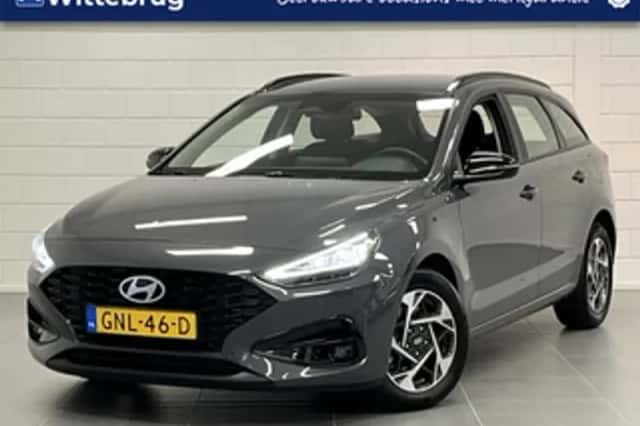 Hyundai i30 (2024) thumbnail 1