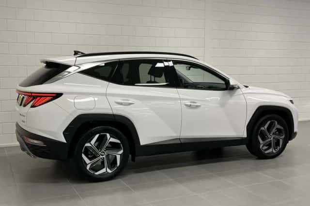 Hyundai Tucson (2024) thumbnail 4