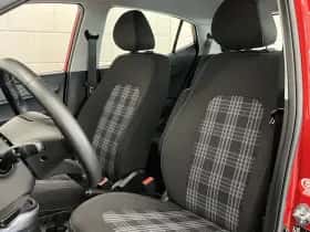 Hyundai i10 (2024) thumbnail 15