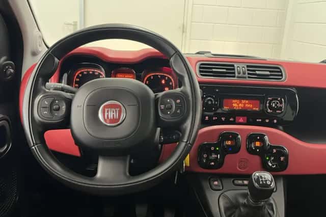 Fiat Panda (2016) thumbnail 5