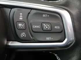 Jeep Wrangler (2023) thumbnail 21