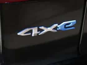 Jeep Wrangler (2023) thumbnail 32
