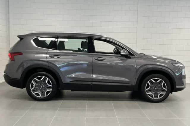 Hyundai Santa Fe (2023) thumbnail 6