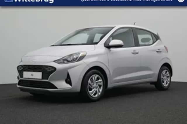 Hyundai i10 (2024) thumbnail 1