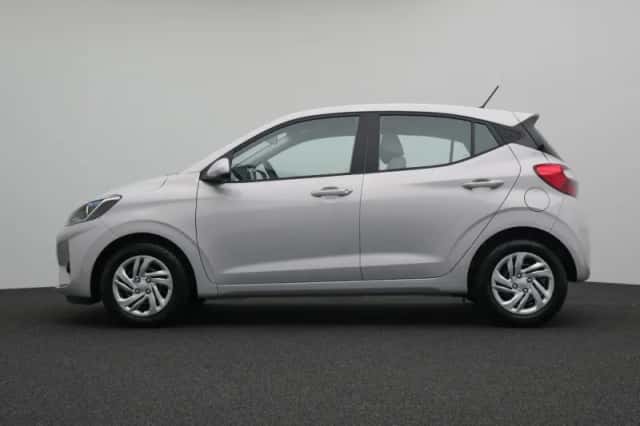 Hyundai i10 (2024) thumbnail 3