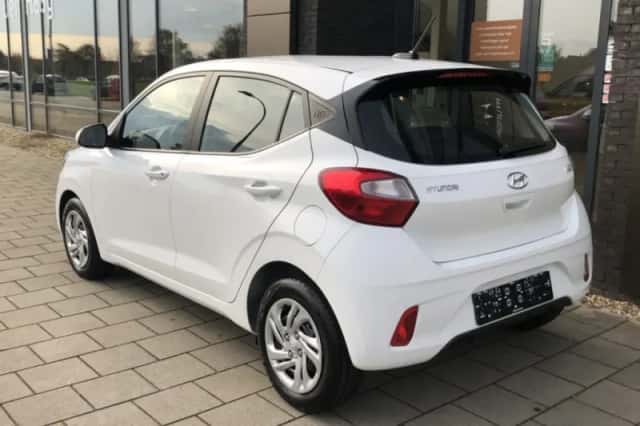 Hyundai i10 (2023) thumbnail 5