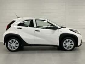 Toyota Aygo (2023) thumbnail 6