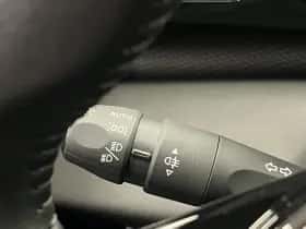 Peugeot 308 (2022) thumbnail 17