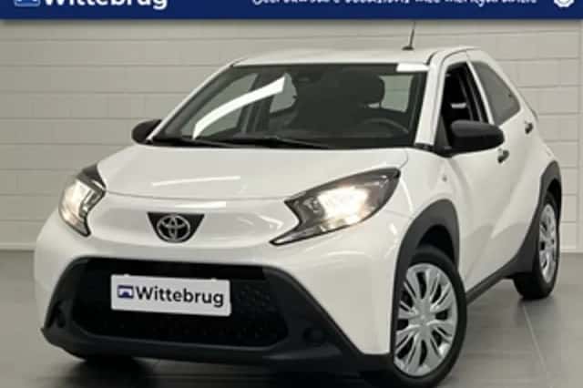 Toyota Aygo (2023) thumbnail 1