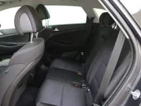Hyundai Tucson (2017) thumbnail 12