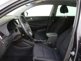 Hyundai Tucson (2017) thumbnail 10