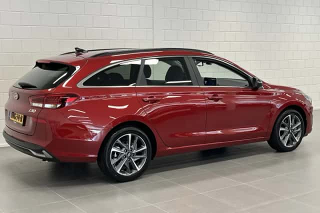 Hyundai i30 (2025) thumbnail 4