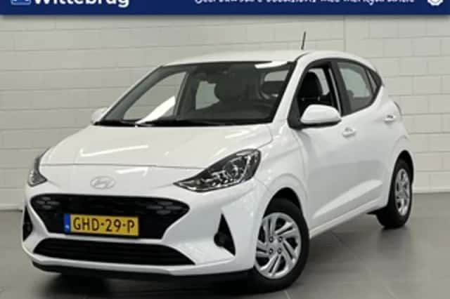 Hyundai i10 (2024) thumbnail 1