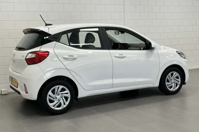 Hyundai i10 (2024) thumbnail 4