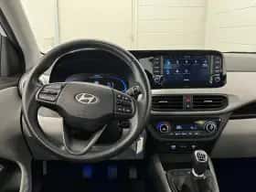 Hyundai i10 (2024) thumbnail 5