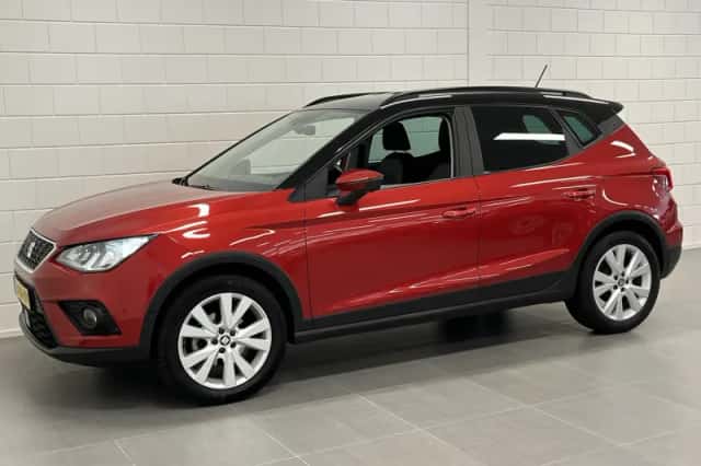 SEAT Arona (2020) thumbnail 3