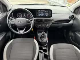 Hyundai i10 (2021) thumbnail 9