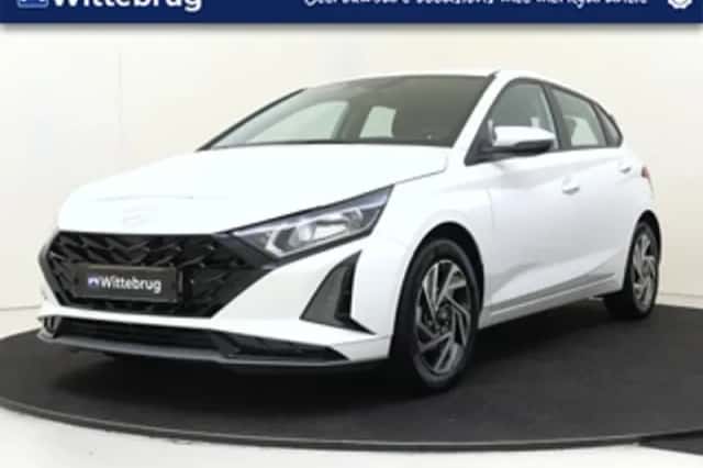 Hyundai i20 (2025) thumbnail 1