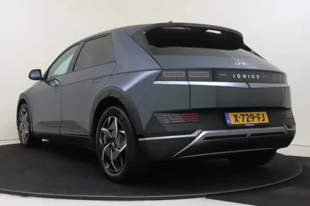 Hyundai Ioniq 5 (2024) thumbnail 4