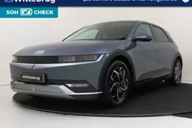 Hyundai Ioniq 5 (2024) thumbnail 1