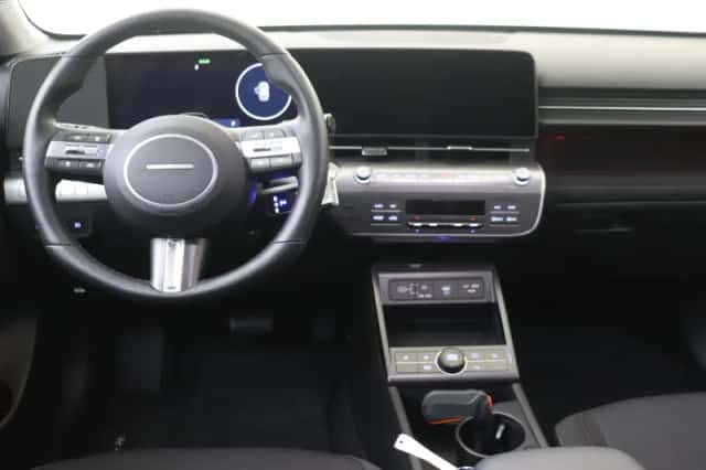 Hyundai Kona (2025) thumbnail 5