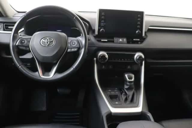 Toyota RAV4 (2019) thumbnail 5