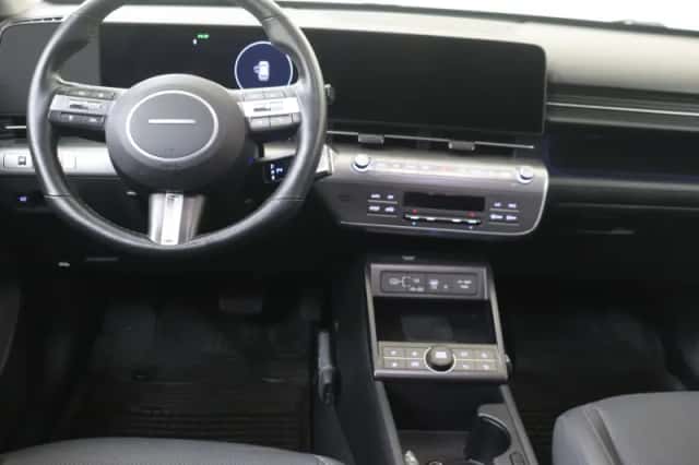 Hyundai Kona (2023) thumbnail 5