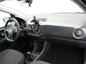 Volkswagen Up! (2023) thumbnail 16