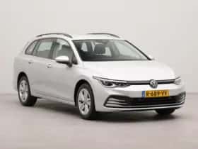 Volkswagen Golf (2021) thumbnail 3
