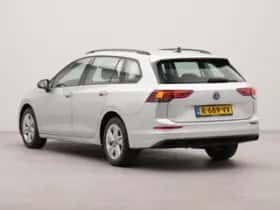 Volkswagen Golf (2021) thumbnail 4