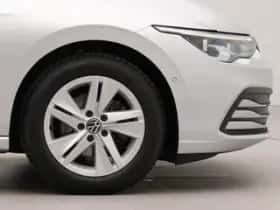 Volkswagen Golf (2021) thumbnail 39