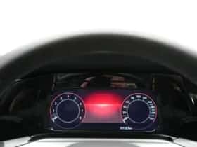 Volkswagen Golf (2021) thumbnail 9
