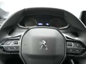 Peugeot 208 (2022) thumbnail 16