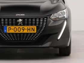 Peugeot 208 (2022) thumbnail 31