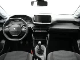 Peugeot 208 (2022) thumbnail 5