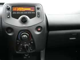 Toyota Aygo (2020) thumbnail 12