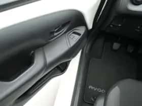 Toyota Aygo (2020) thumbnail 14