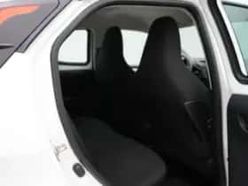 Toyota Aygo (2020) thumbnail 19