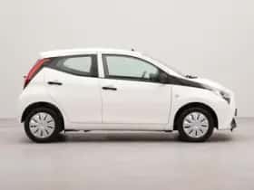 Toyota Aygo (2020) thumbnail 25
