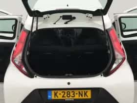 Toyota Aygo (2020) thumbnail 33