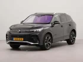Volkswagen Tiguan (2024) thumbnail 1
