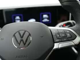 Volkswagen Tiguan (2024) thumbnail 24