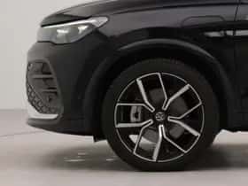 Volkswagen Tiguan (2024) thumbnail 43