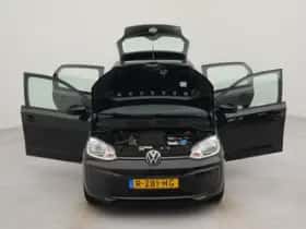 Volkswagen Up! (2022) thumbnail 17