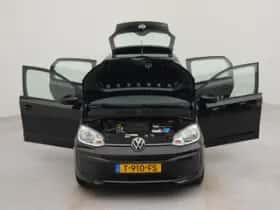 Volkswagen Up! (2023) thumbnail 17