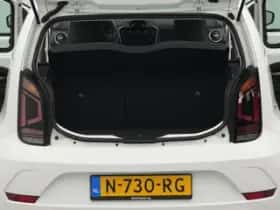 Volkswagen Up! (2021) thumbnail 33